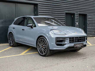 2026 Porsche Cayenne III Рестайлинг, серый, 19790000 рублей, вид 3