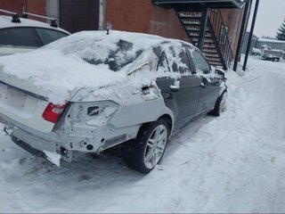 2010 Mercedes-Benz E-Класс 200 5G-Tronic IV (W212, S212, C207), чёрный, 800000 рублей, вид 2