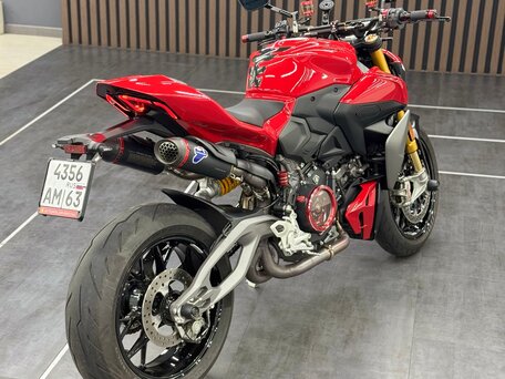 2025 Ducati Streetfighter V2, красный, 2490000 рублей, вид 2