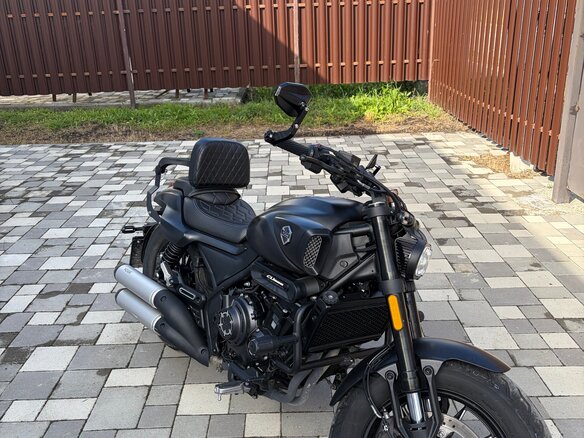 2024 Voge CU525, чёрный, 400000 рублей - вид 2