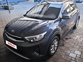 2020 Kia Stonic I, серый, 1820000 рублей, вид 1
