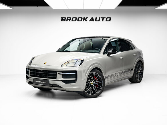 2025 Porsche Cayenne GTS Coupé III Рестайлинг, серый, 20290000 рублей