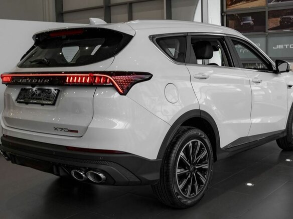 2026 Jetour X70+ I Рестайлинг, белый, 3071109 рублей - вид 4