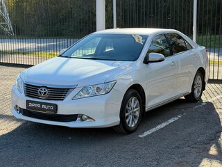2014 Toyota Camry VII (XV50), белый, 1739000 рублей, вид 3