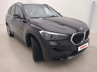 2022 BMW X1 16d sDrive II (F48) Рестайлинг, чёрный, 2582000 рублей, вид 3