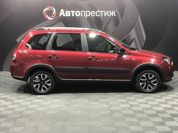2026 Lada (ВАЗ) Granta Cross I Рестайлинг, красный - вид 3