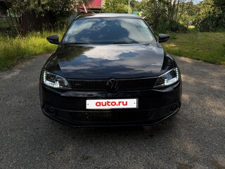 2013 Volkswagen Jetta VI, чёрный, 820000 рублей, вид 2