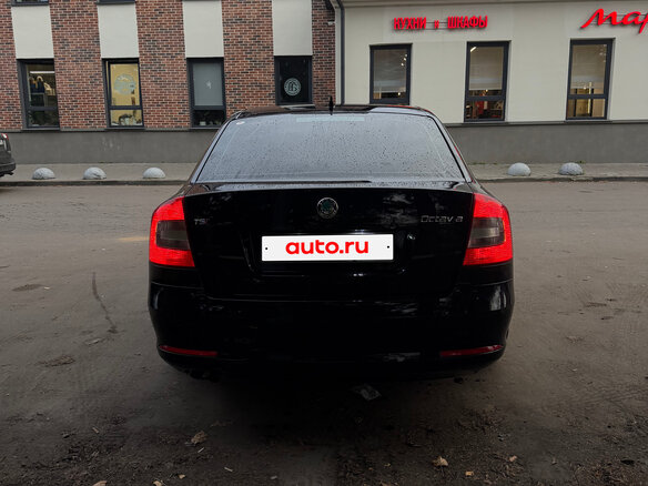 2013 Skoda Octavia II (A5) Рестайлинг, чёрный, 749000 рублей - вид 4