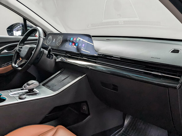 2024 Omoda C5 I, серый, 1700000 рублей - вид 12