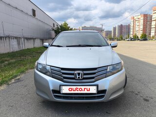 2009 Honda City V, серебристый, 520000 рублей, вид 2