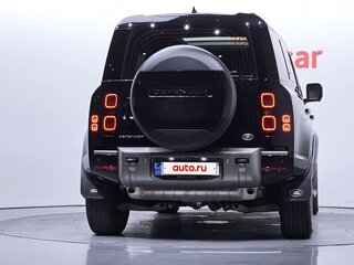 2023 Land Rover Defender 110 II, чёрный, 7617000 рублей, вид 3