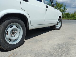 2010 Lada (ВАЗ) 2105, белый, 130000 рублей, вид 4