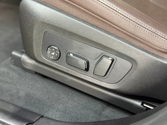 2025 BMW X4 20i II (G02) Рестайлинг, чёрный, 8550000 рублей - вид 11