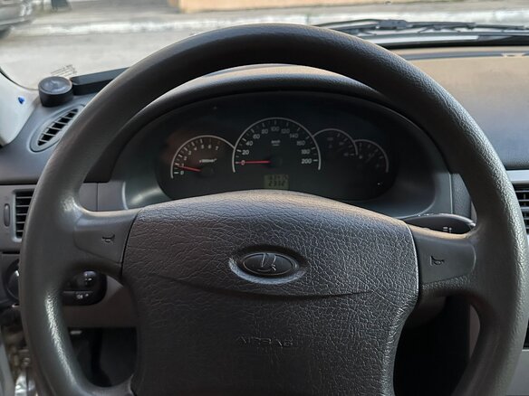 2010 Lada (ВАЗ) Priora I, серебристый, 550000 рублей - вид 12