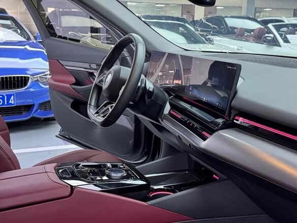 2025 BMW 5 серии Long 525Li VIII (G60/G61/G68), чёрный, 5900757 рублей - вид 17