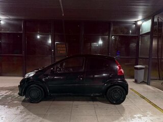 2008 Peugeot 107 I, чёрный, 280000 рублей, вид 4