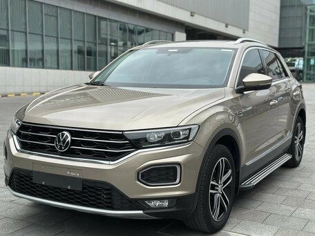 2023 Volkswagen T-Roc I (China Market), золотистый, 2185000 рублей, вид 1