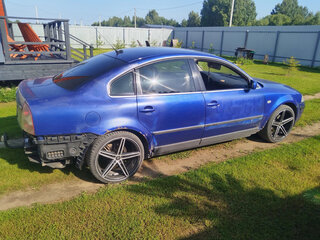 2001 Volkswagen Passat B5 Рестайлинг, синий, 250000 рублей, вид 3