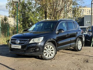2010 Volkswagen Tiguan I, чёрный, 679000 рублей, вид 1