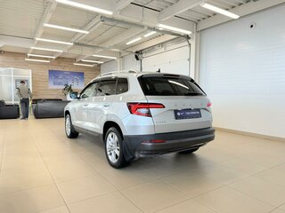 2022 Skoda Karoq DSG7 I, серый, 3499900 рублей, вид 4