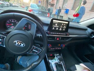 2019 Kia Cerato IV, серебристый, 1800000 рублей, вид 3