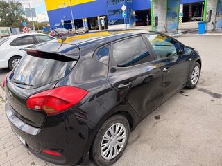 2013 Kia Ceed II, чёрный, 900000 рублей, вид 4
