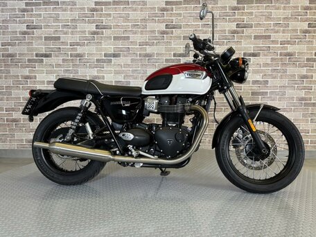 2021 Triumph Bonneville T100, красный, 992000 рублей, вид 1