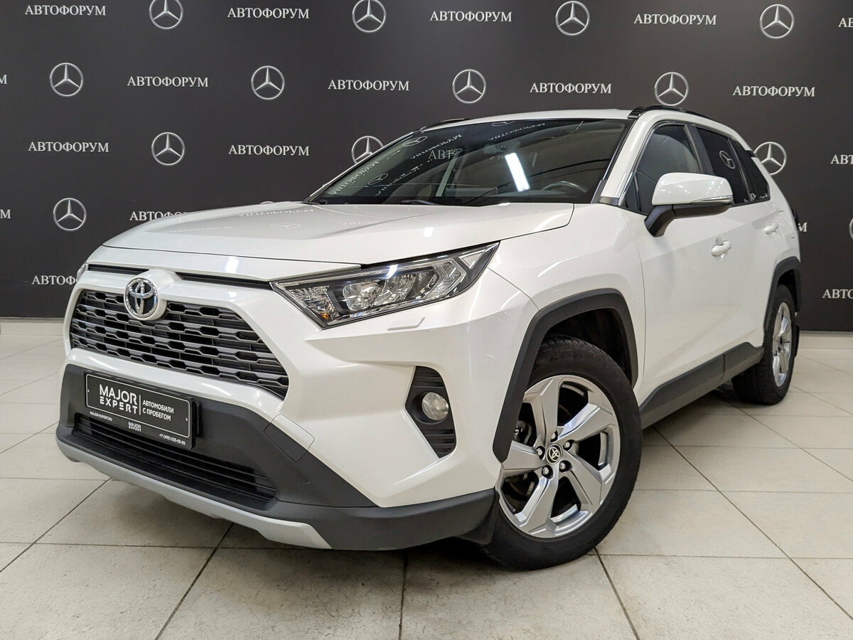 Открыть фотографии: Toyota RAV4 V (XA50)