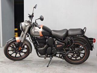 2026 Royal Enfield Classic 350, серый, 520000 рублей, вид 1