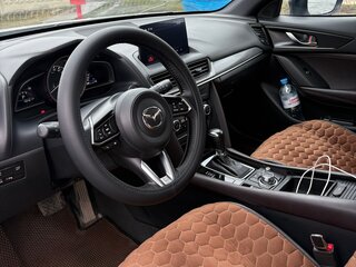 2023 Mazda CX-4 I Рестайлинг, белый, 2350000 рублей, вид 4