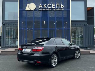 2016 Toyota Camry VII (XV50) Рестайлинг, чёрный, 1988000 рублей, вид 5