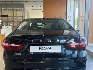 2026 Lada (ВАЗ) Vesta I Рестайлинг (NG), чёрный, 1614690 рублей, вид 4