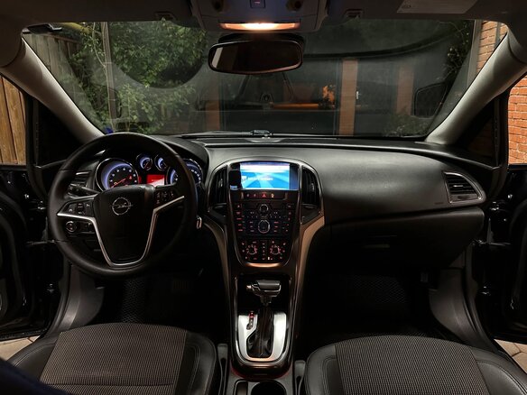 2011 Opel Astra J, чёрный, 560000 рублей - вид 16
