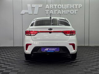 2018 Kia Rio IV, белый, 1549000 рублей, вид 5