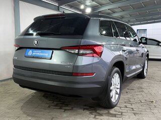 2018 Skoda Kodiaq I, серый, 2449000 рублей, вид 5