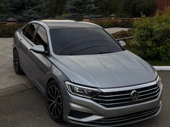 2022 Volkswagen Sagitar III Рестайлинг, серебристый, 1850000 рублей - вид 3