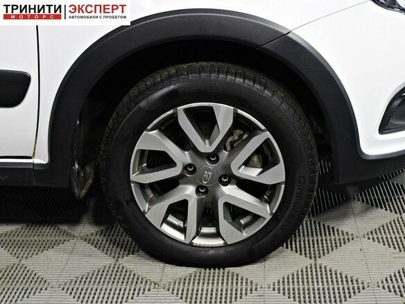 2023 Lada (ВАЗ) Granta Cross I Рестайлинг, белый, 894000 рублей - вид 9