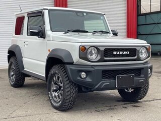 2023 Suzuki Jimny Sierra IV, белый, 1672000 рублей, вид 1