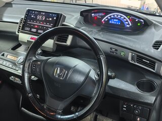 2014 Honda Freed I Рестайлинг, белый, 930000 рублей, вид 4