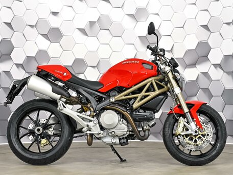 2013 Ducati Monster 796, красный, 555000 рублей, вид 3