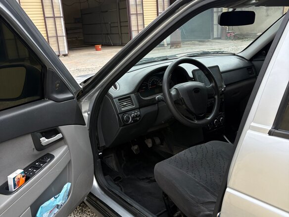 2010 Lada (ВАЗ) Priora I, серебристый, 349000 рублей - вид 9