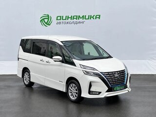 2019 Nissan Serena V (C27) Рестайлинг, белый, 2350000 рублей, вид 3