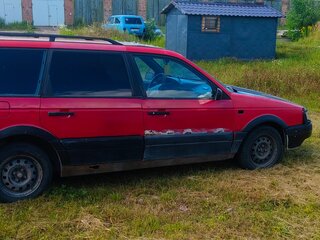 1988 Volkswagen Passat B3, красный, 75000 рублей, вид 3