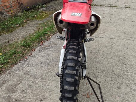 2007 Honda CRF 250R, красный, 200000 рублей, вид 3