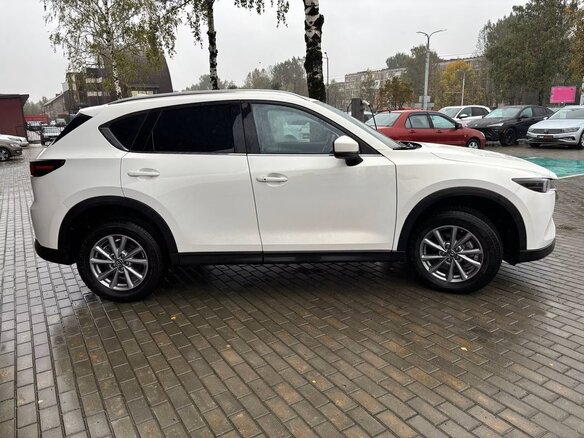 2022 Mazda CX-5 II Рестайлинг, белый, 2400000 рублей - вид 2