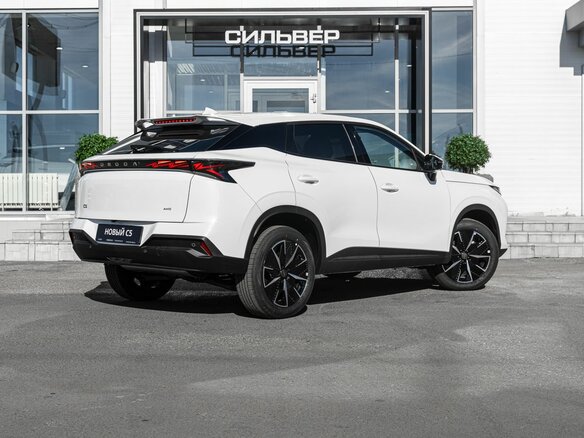 2026 Omoda C5 II, белый, 2751210 рублей - вид 5