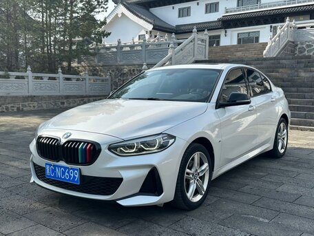 2022 BMW 1 серии 120i III (F52) Рестайлинг, белый, 1800000 рублей, вид 1