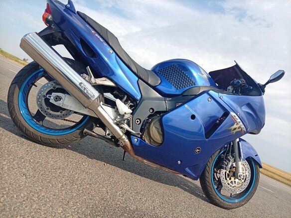 1999 Honda CBR 1100 XX, чёрный, 410000 рублей - вид 2