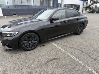2019 BMW 3 серии 320d xDrive VII (G2x), чёрный, 4199000 рублей, вид 4