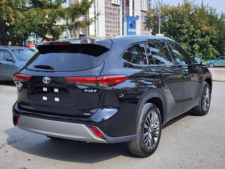 2026 Toyota Highlander IV (XU70), чёрный, 5390000 рублей, вид 5